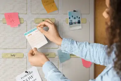 Wall cork memo board Annual calendar