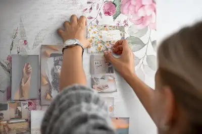 Cork Note Board with Flowery Edges