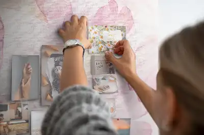 Flower Petal Shaped Wall Cork Memo Board