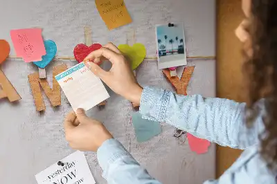 Family Lettering Cork Memo Board