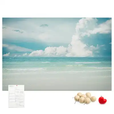 Cork memo board featuring a sea landscape