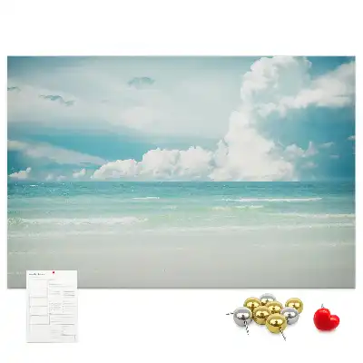 Cork memo board featuring a sea landscape