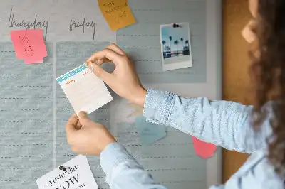 Cork memo board Weekly schedule