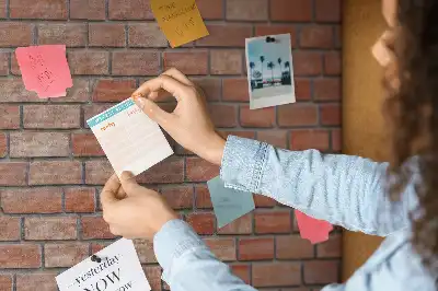 Brick wall patterned cork memo board