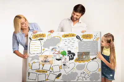 Cork memo board New Year's goals