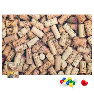 Cork memo board with wine cork design