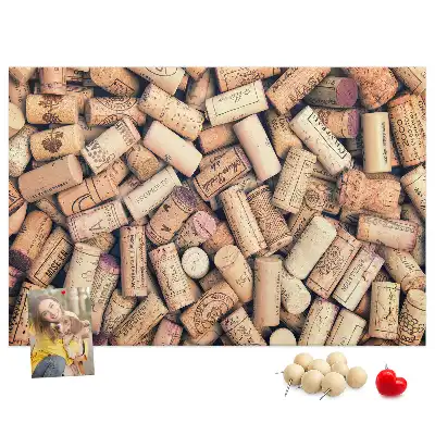 Cork memo board with wine cork design
