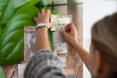 Magnetic wall board with basil leaves design