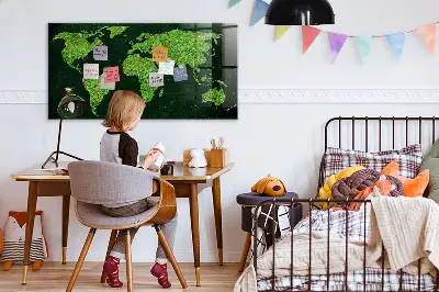 Grassy World Map Magnetic Board