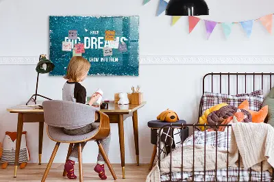 Motivational text magnet board