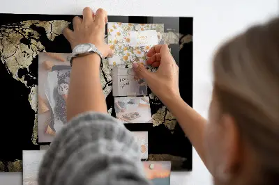 Magnetic wall board world map in drought style