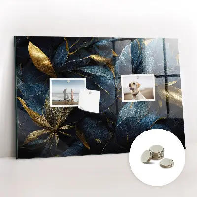 Decorative flower magnetic wall board