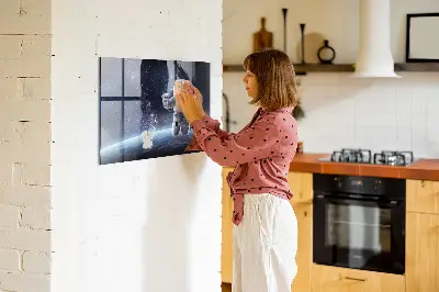 Astronaut magnetic wall board