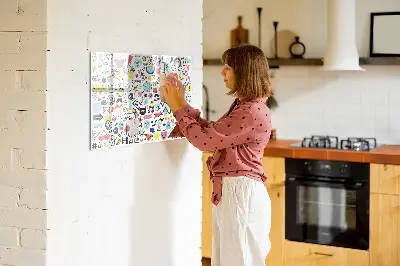 Magnetic glass dry erase board for pictures and sketches