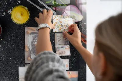 Magnetic wall board with pizza ingredients
