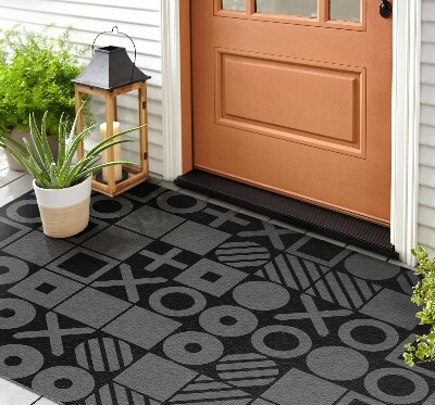 Carpet front door Quadrangles