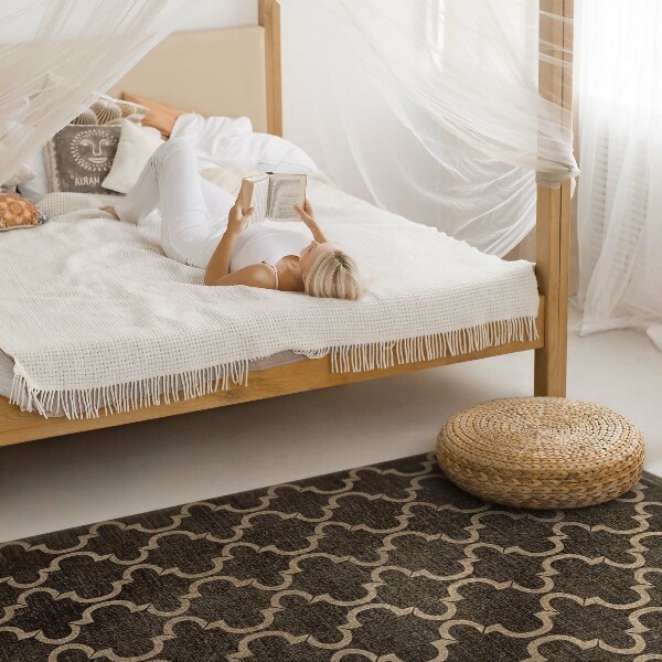 Vinyl rugs with geometric patterns